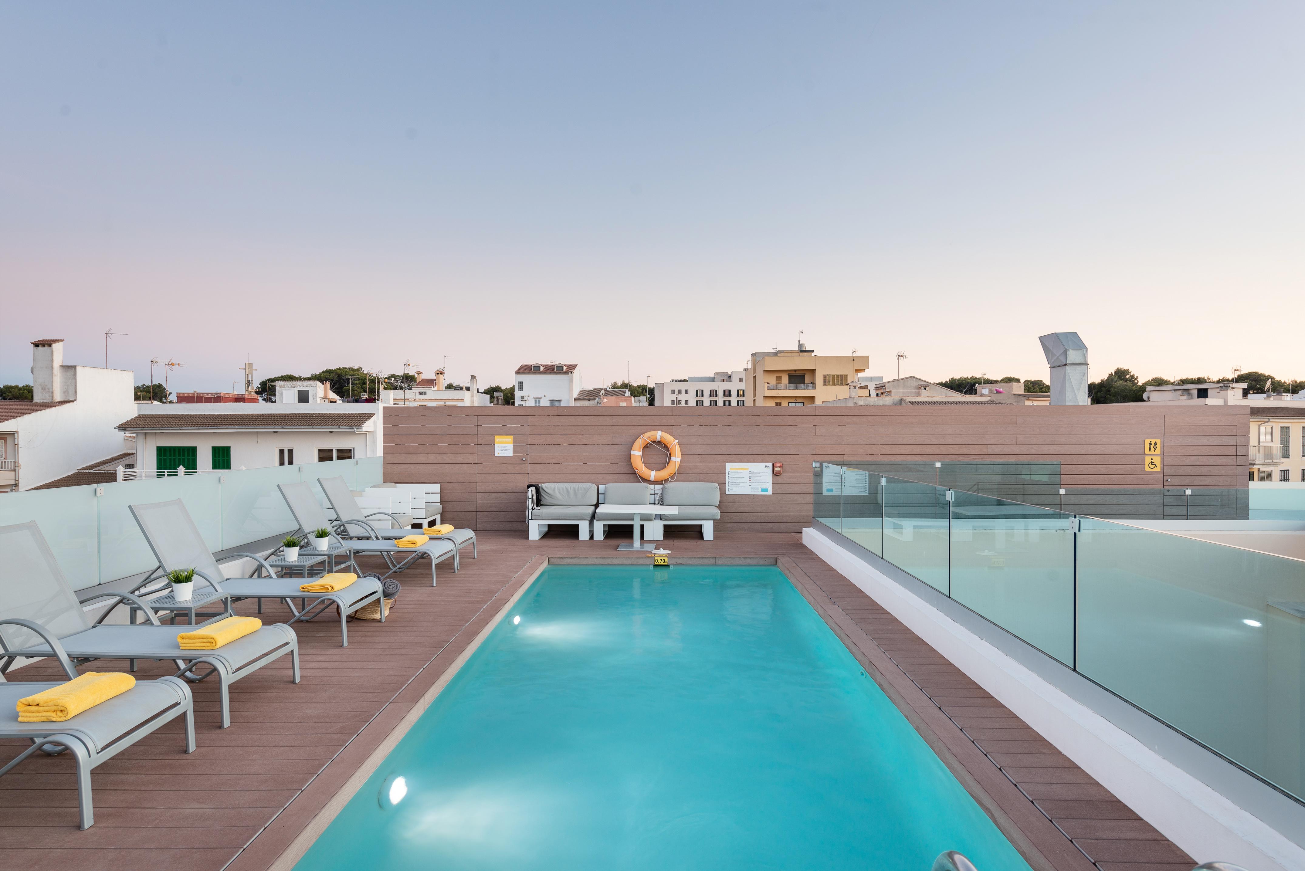 Llaut Boutique Hotel (Adults Only) Can Picafort  Exteriör bild
