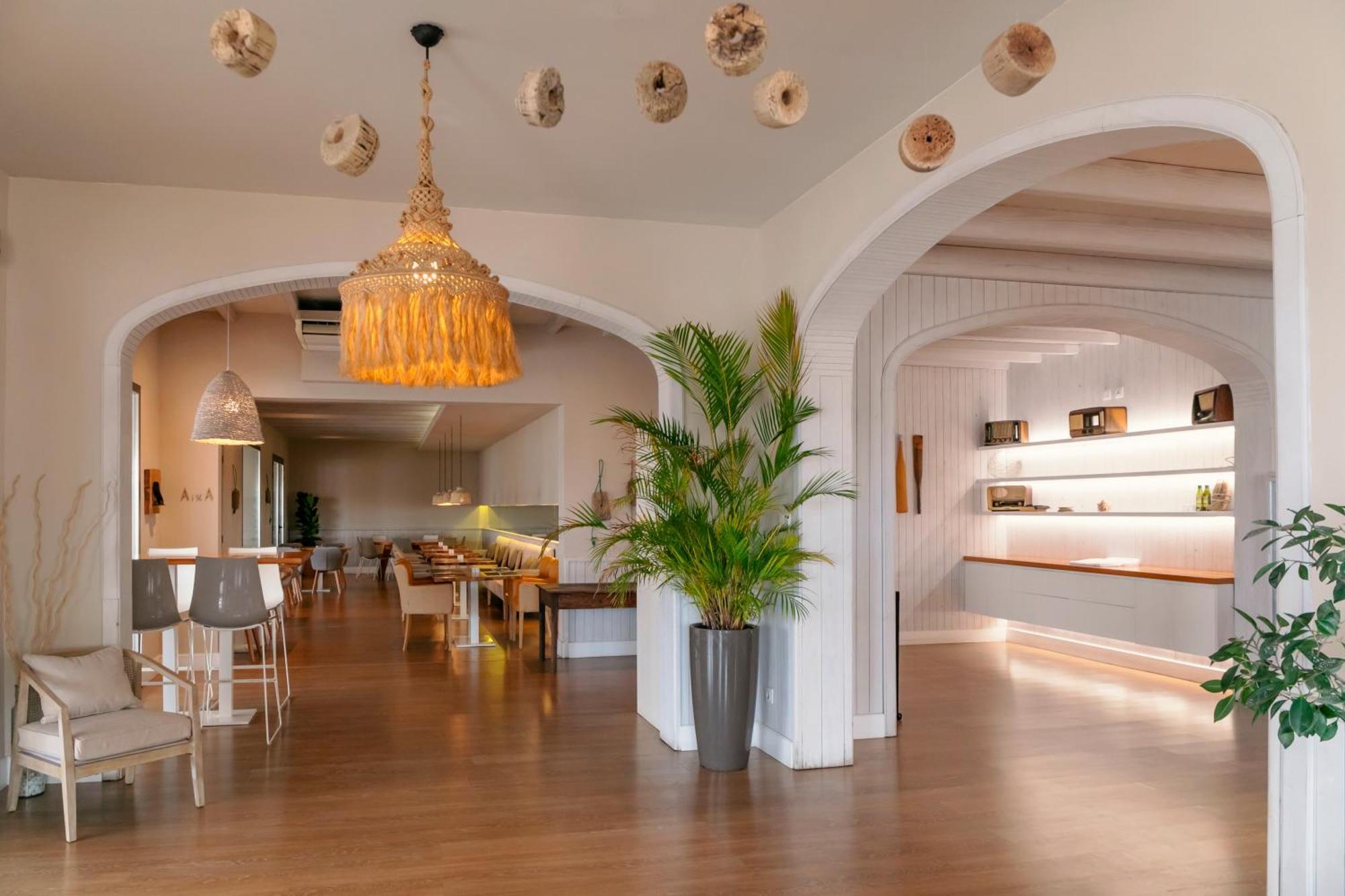 Llaut Boutique Hotel (Adults Only) Can Picafort  Exteriör bild