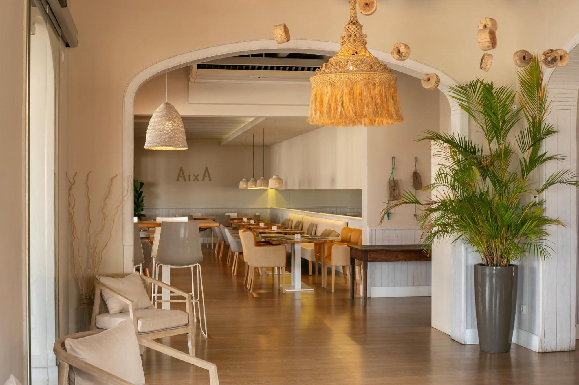 Llaut Boutique Hotel (Adults Only) Can Picafort  Exteriör bild