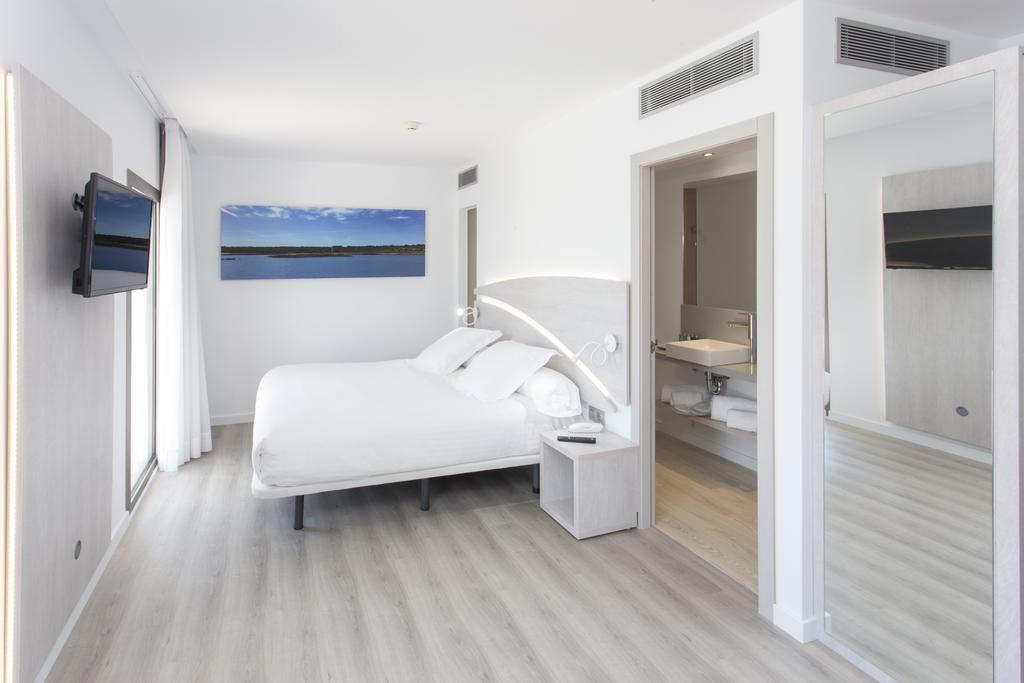 Llaut Boutique Hotel (Adults Only) Can Picafort  Exteriör bild